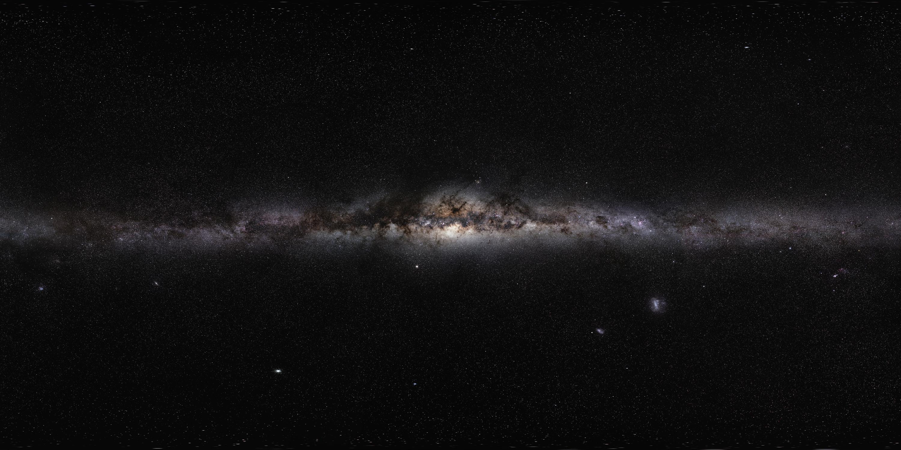 [360°-Panoramabild der Milchstraße]